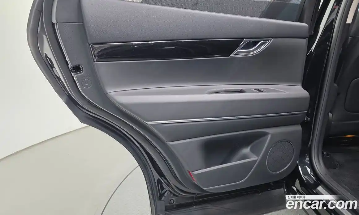 Genesis GV80 2023 2.5 автомат (гидро), фото 15