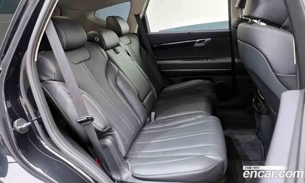 Genesis GV80 2023 2.5 автомат (гидро), фото 17
