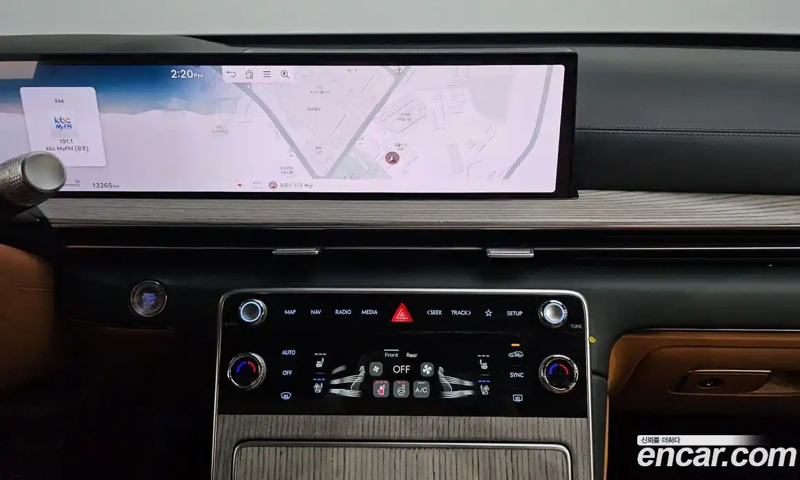 Genesis GV80 2024 2.5 гидро, фото 18