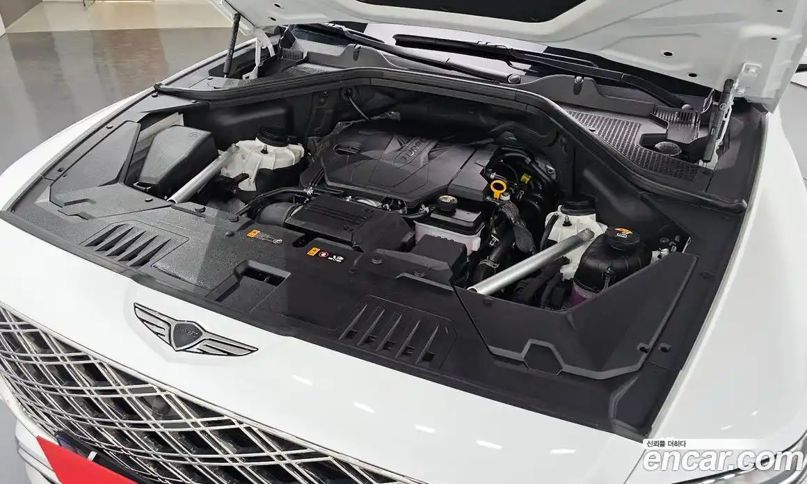 Genesis GV80 2024 2.5 гидро, фото 6