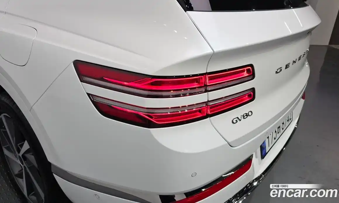 Genesis GV80 2024 2.5 гидро, фото 9