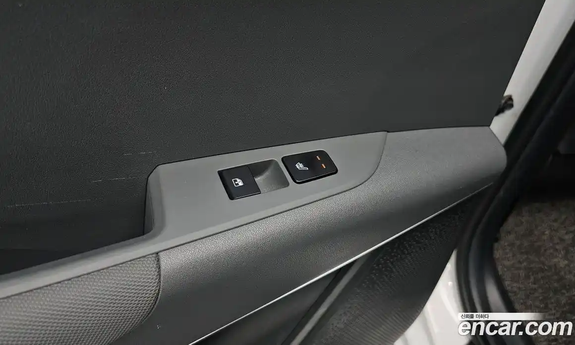 Kia Niro 2022 1.6 автомат (гидро), фото 19