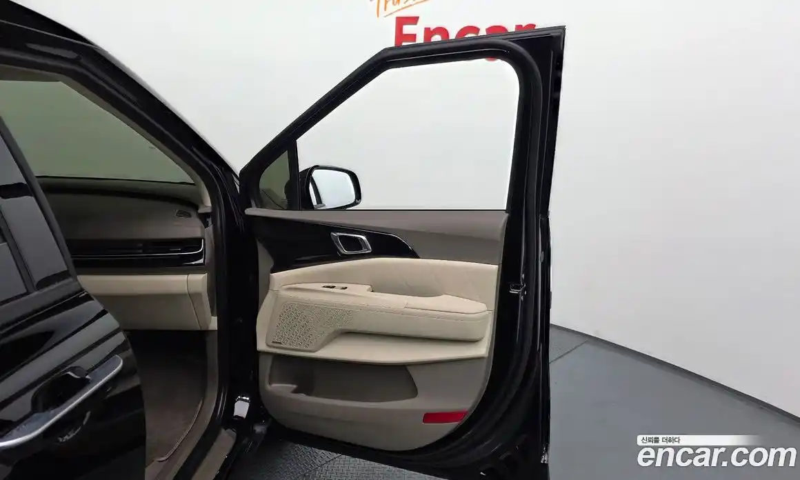 Kia Carnival 2025 2.2 автомат (гидро), фото 15