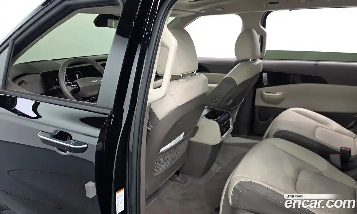 Kia Carnival 2025 2.2 автомат (гидро), фото 18