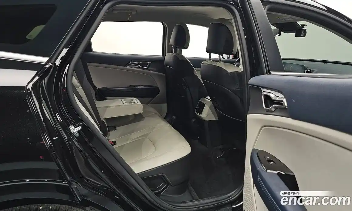 Kia Sportage 2023 1.6 автомат (гидро), фото 16