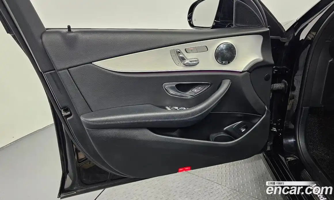 Mercedes-Benz E-Class 2021 2.0 автомат (гидро), фото 14