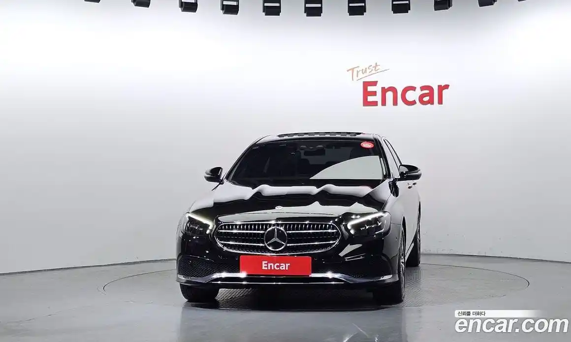 Mercedes-Benz E-Class 2021 2.0 автомат (гидро), фото 3