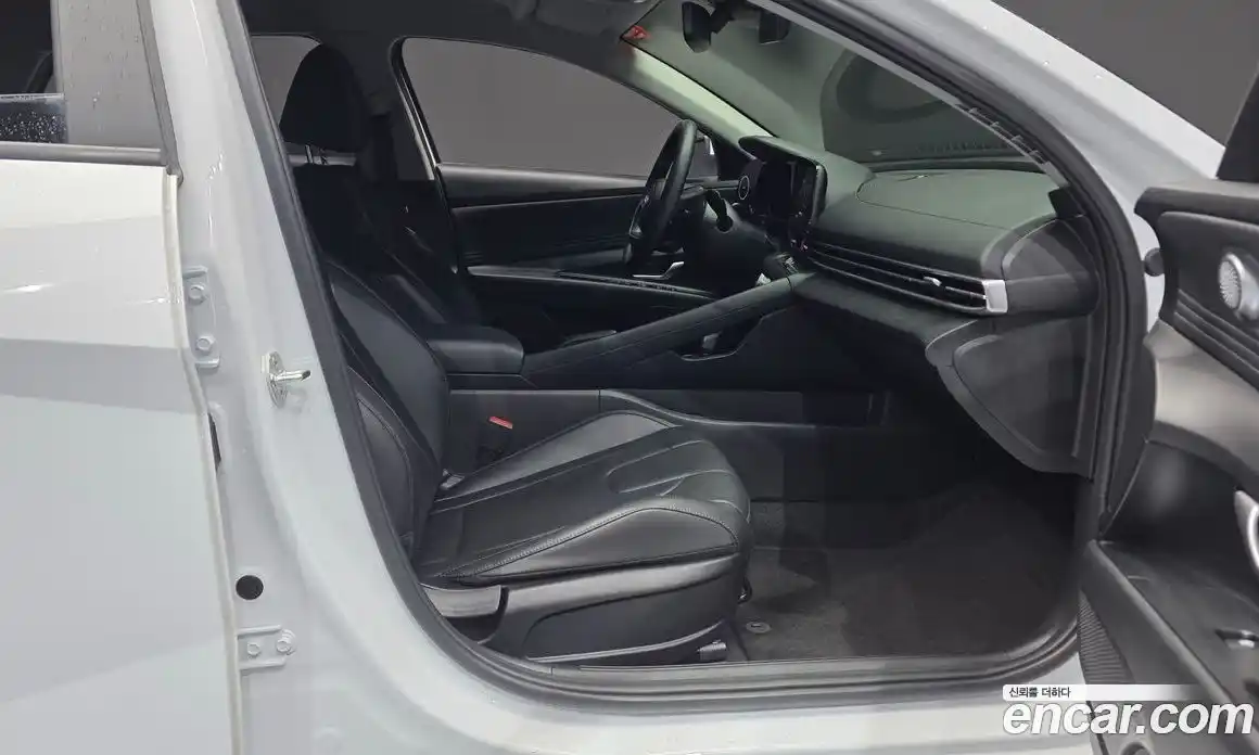 Hyundai Avante 2022 1.6 гидро, фото 11