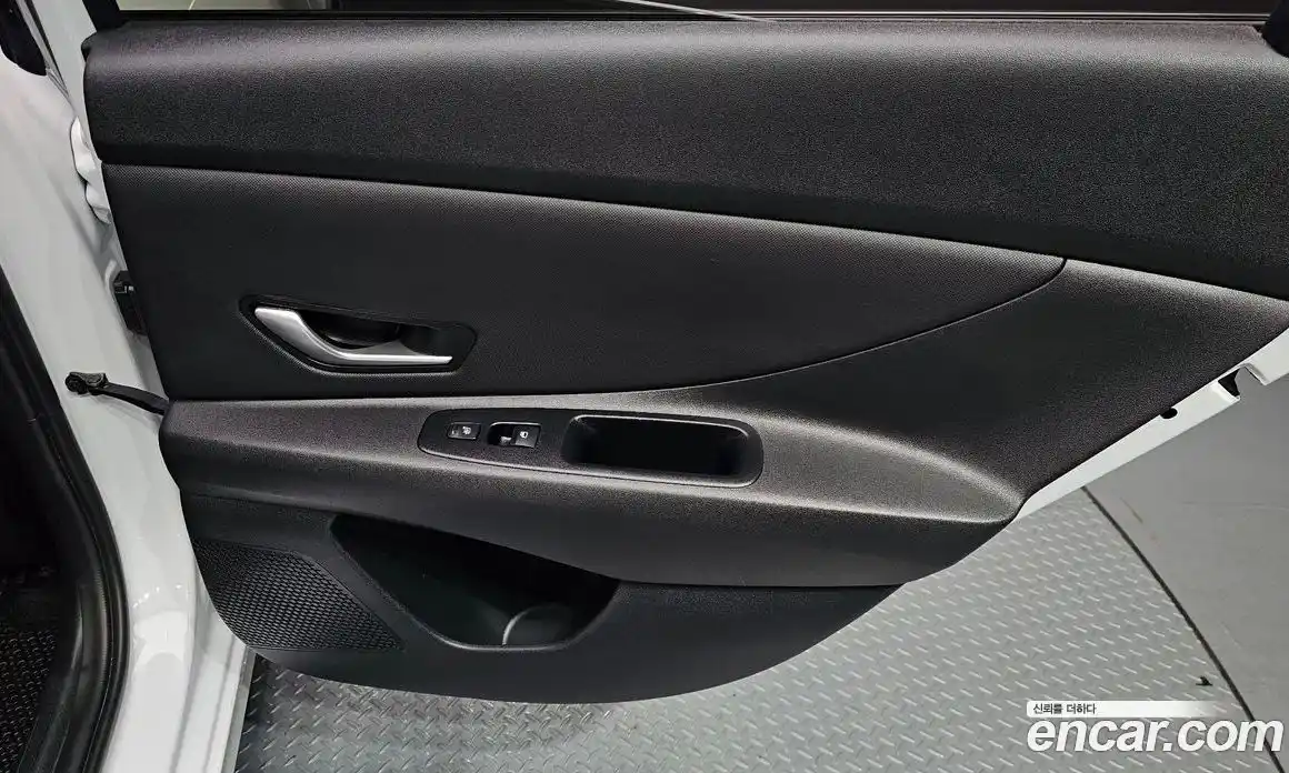 Hyundai Avante 2023 1.6 гидро, фото 15
