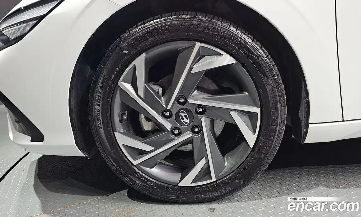 Hyundai Avante 2023 1.6 гидро, фото 5