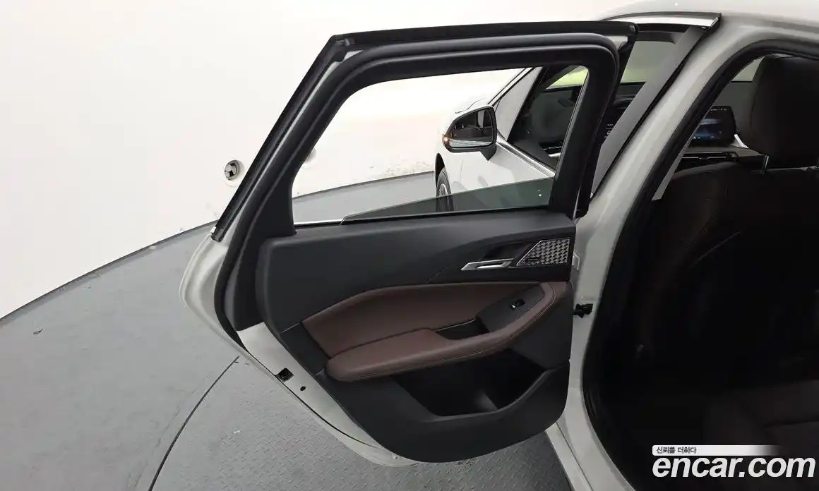 BMW 2-Series 2024 2.0 гидро, фото 15