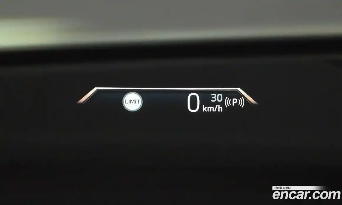 BMW 2-Series 2024 2.0 гидро, фото 23