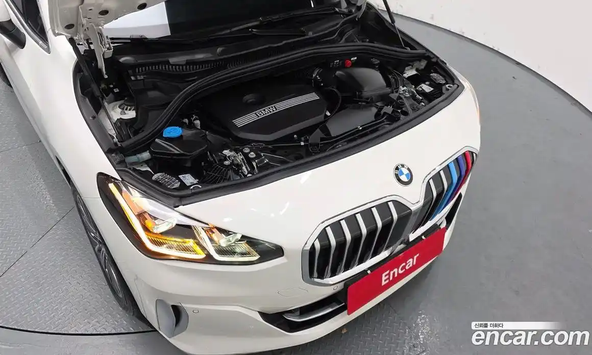 BMW 2-Series 2024 2.0 гидро, фото 6