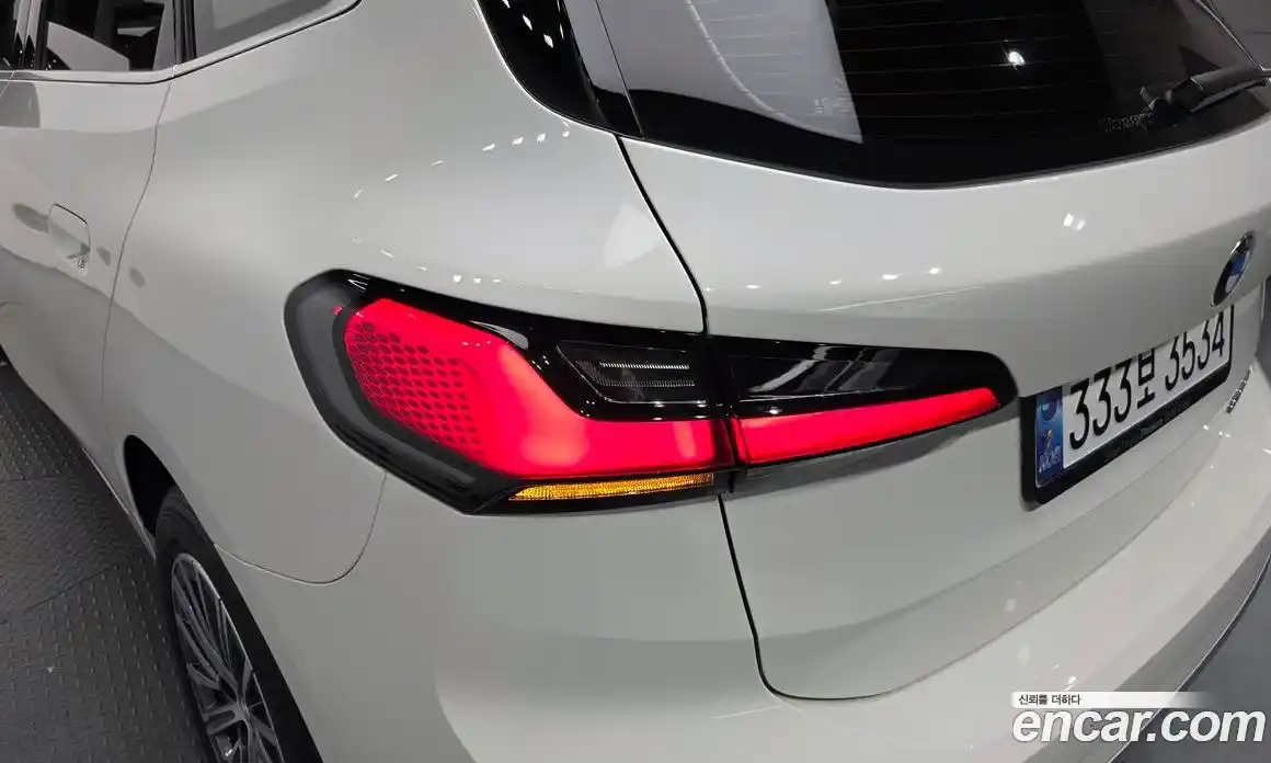 BMW 2-Series 2024 2.0 гидро, фото 9