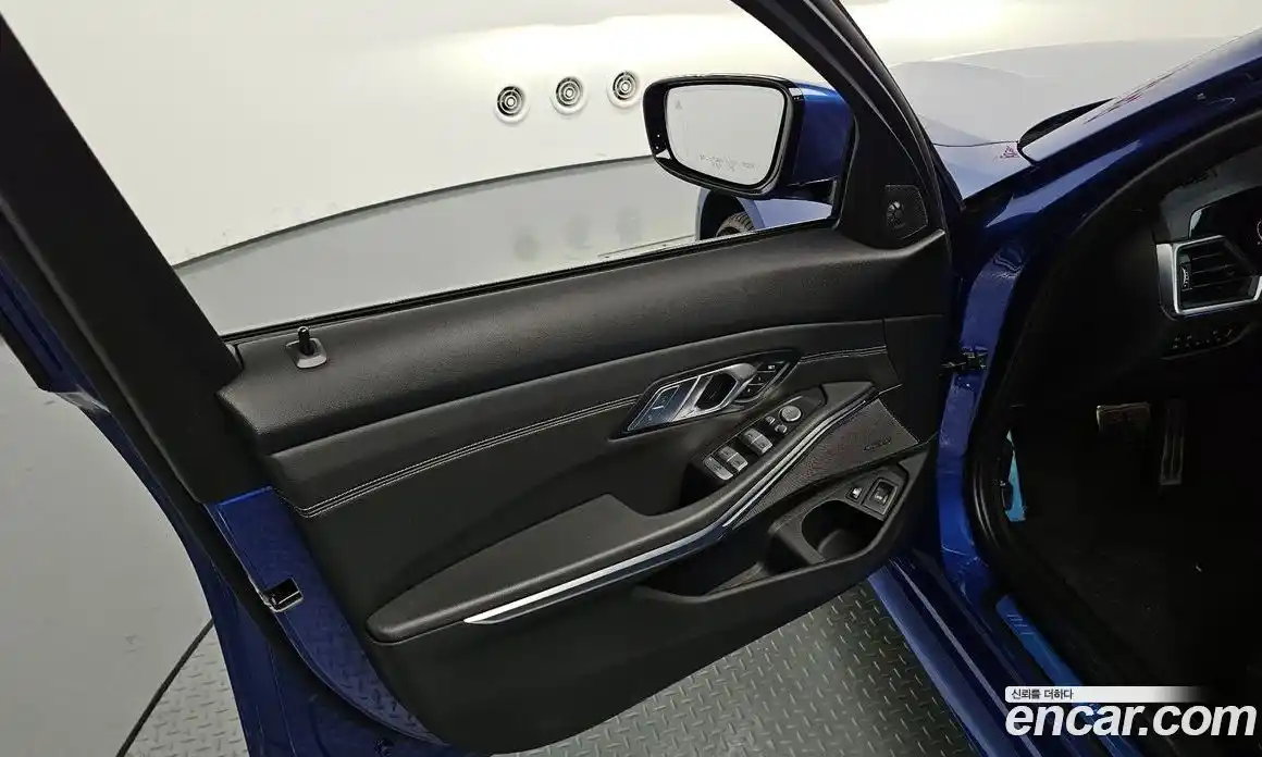 BMW 3-Series 2021 2.0 гидро, фото 13