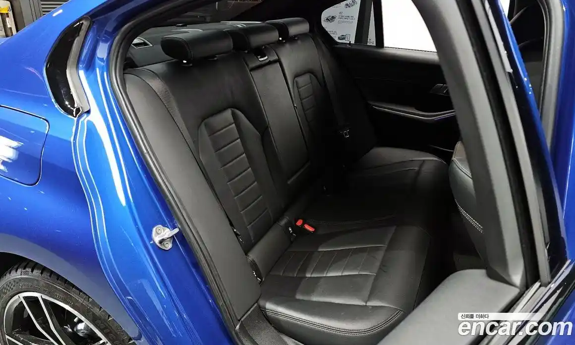 BMW 3-Series 2021 2.0 гидро, фото 15