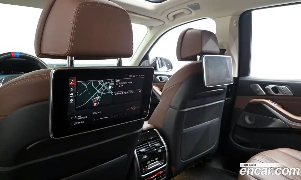 BMW X7 2022 3.0 гидро, фото 26