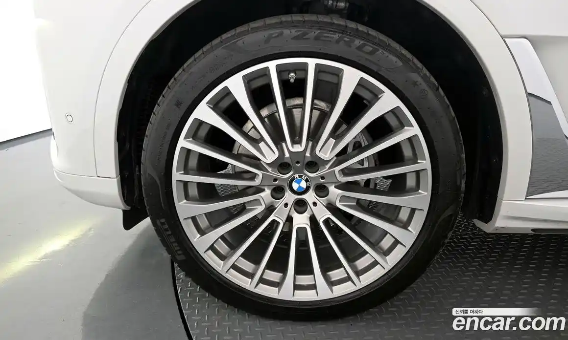 BMW X7 2022 3.0 гидро, фото 5