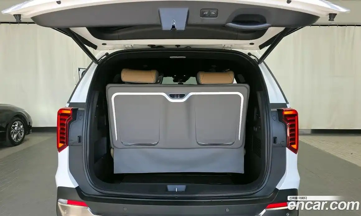 Kia Canival 2025 1.6 гидро, фото 20