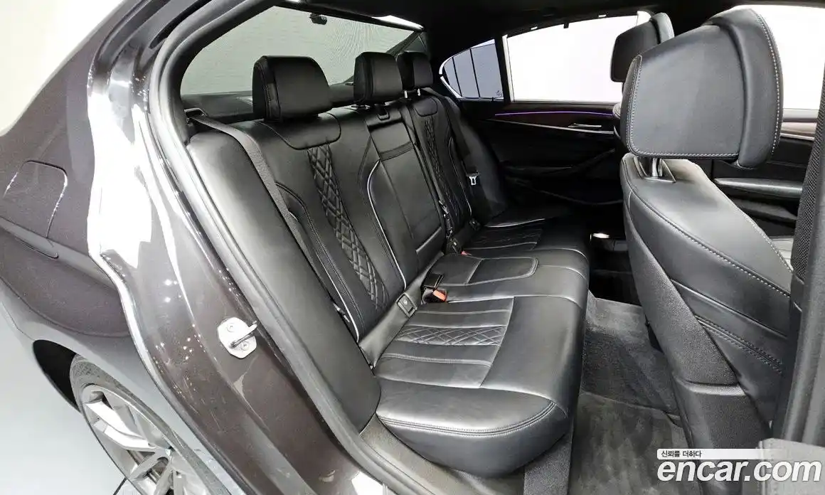 BMW 5 серия 2018 2.0 автомат (гидро), фото 16