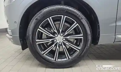 Volvo XC60 2018 2.0 автомат (гидро), миниатюра 5