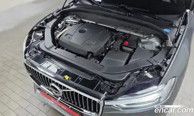 Volvo XC60 2018 2.0 автомат (гидро), миниатюра 6
