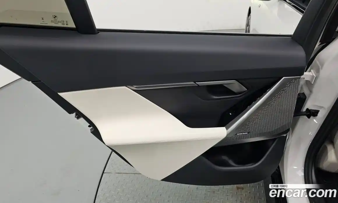BMW 5-Series 2025 2.0 гидро, фото 15