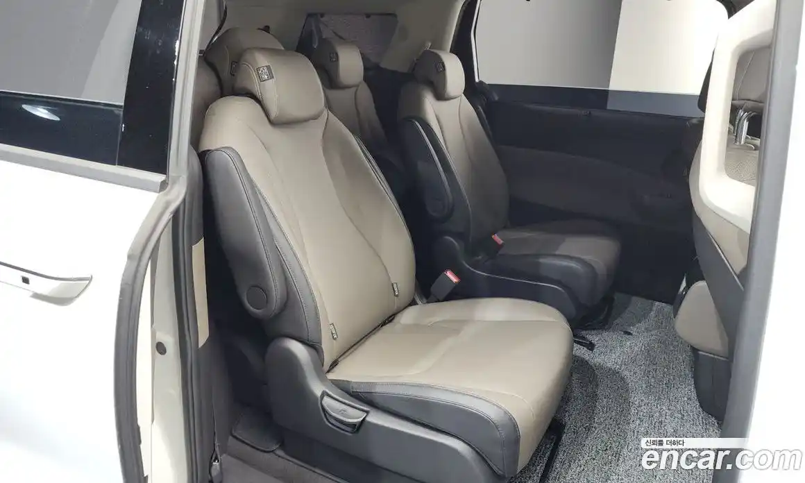 Kia Canival 2024 1.6 гидро, фото 11
