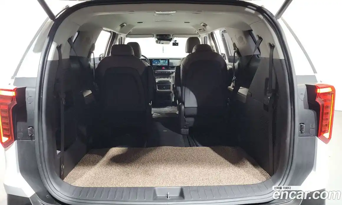 Kia Canival 2024 1.6 гидро, фото 20