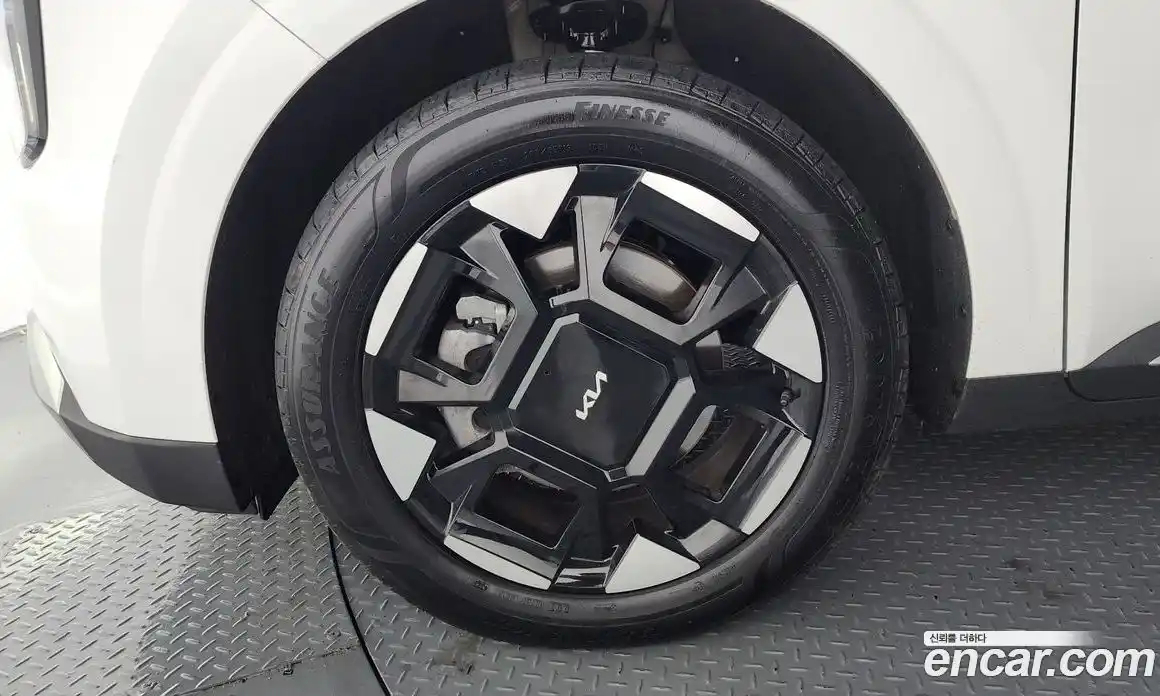 Kia Canival 2024 1.6 гидро, фото 5