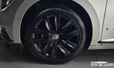 Volkswagen Arteon 2020 2.0 автомат (гидро), миниатюра 5