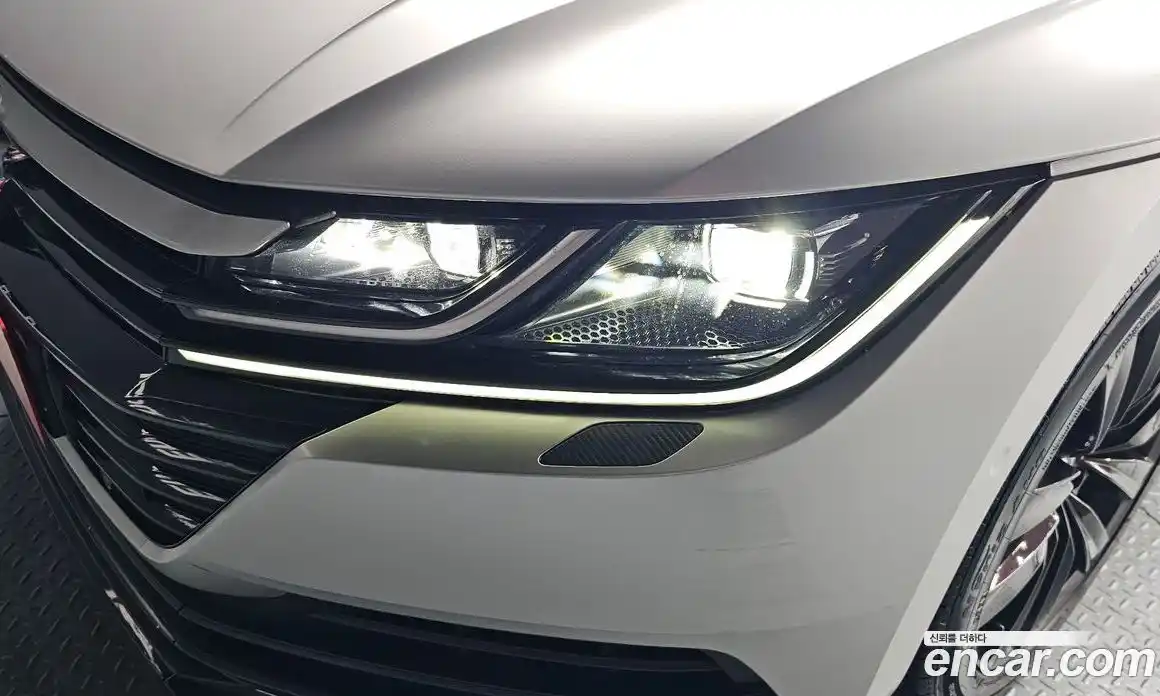 Volkswagen Arteon 2020 2.0 автомат (гидро), фото 8