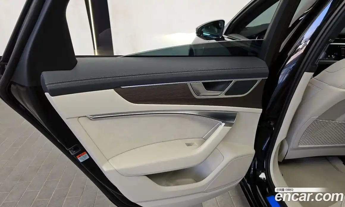Audi A6 2025 2.0 гидро, фото 15