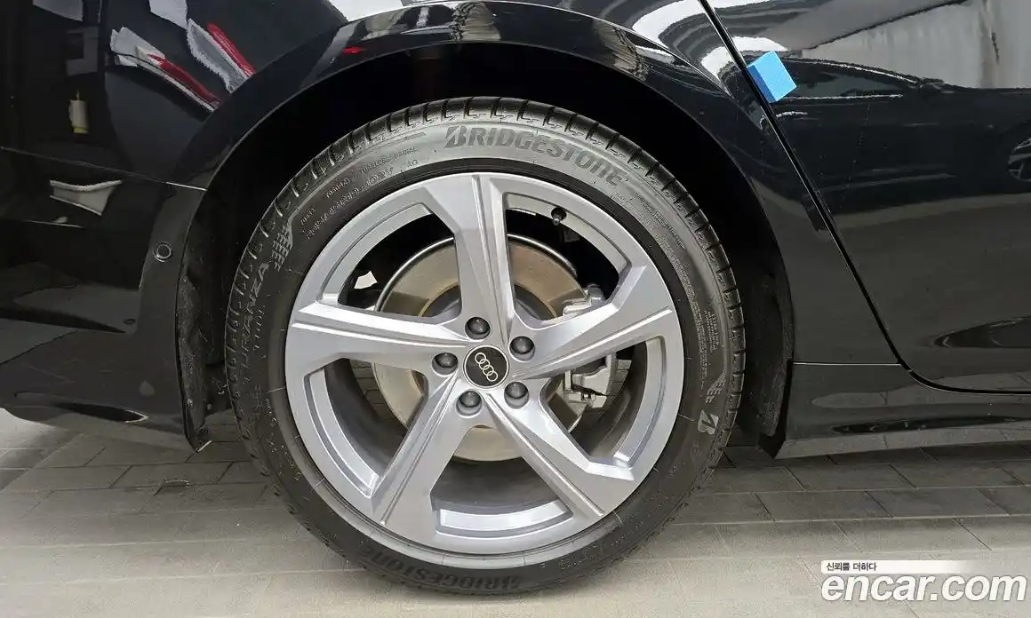 Audi A6 2025 2.0 гидро, фото 5