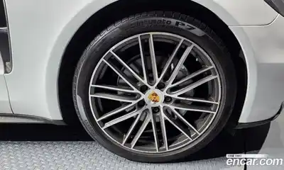 Porsche Panamera 2018 3.0 автомат (гидро), миниатюра 6