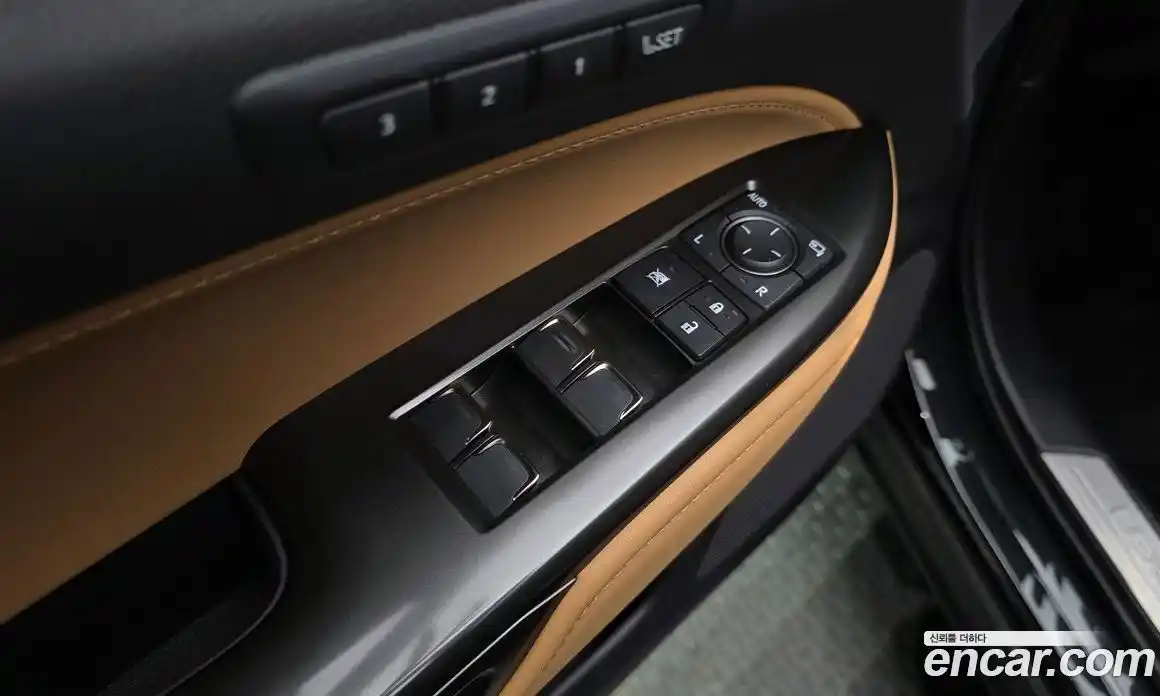 Lexus NX 2023 2.5 гидро, фото 29