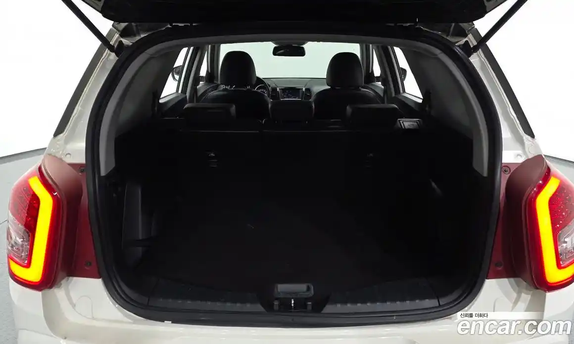 SsangYong TIBOLI 2017 1.6 автомат (гидро), фото 20