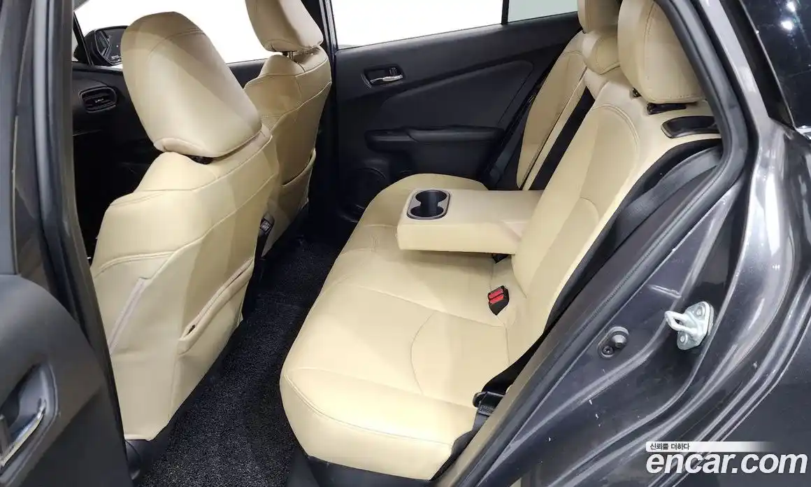 Toyota Prius 2019 1.8 гидро, фото 11