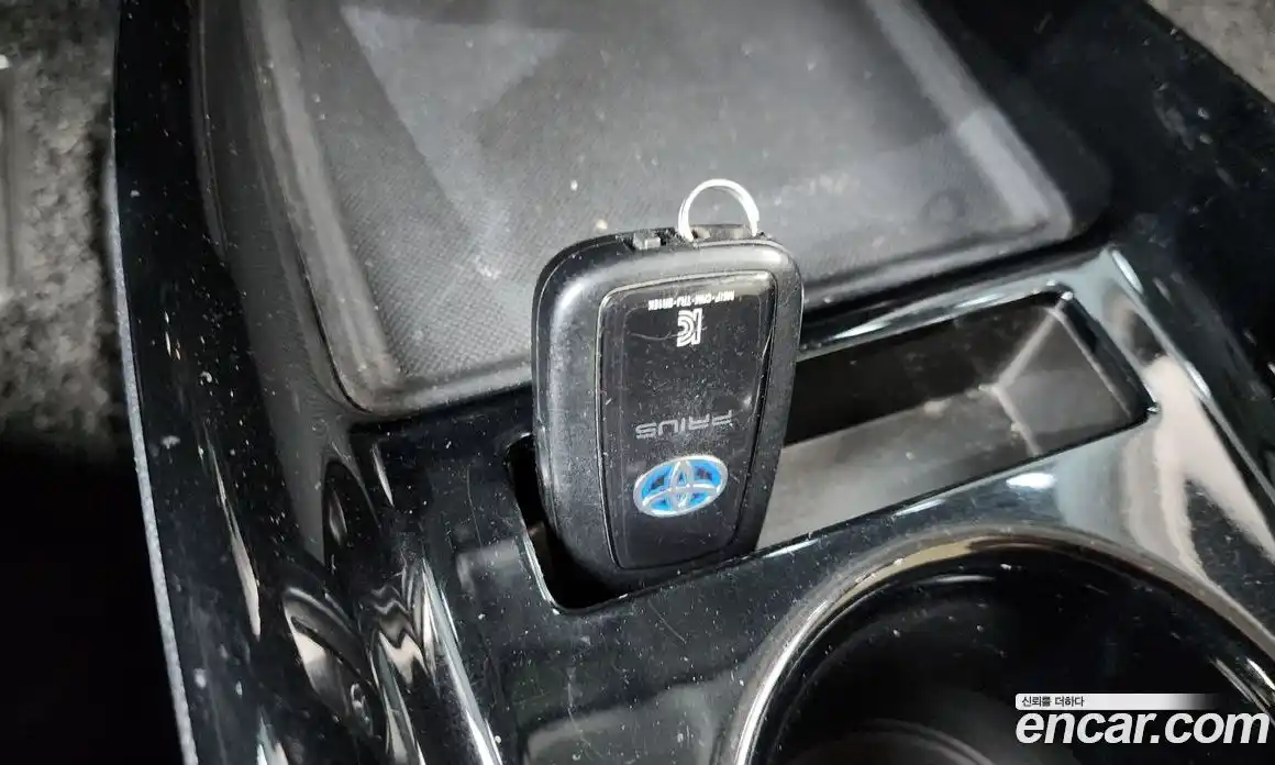 Toyota Prius 2019 1.8 гидро, фото 17