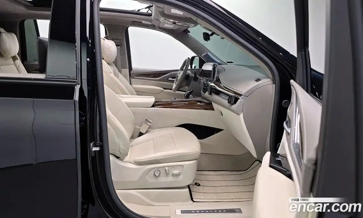 Cadillac Escalade 2024 6.2 гидро, фото 11