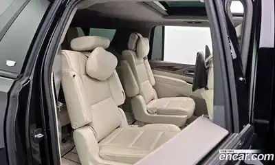 Cadillac Escalade 2024 6.2 гидро, миниатюра 12