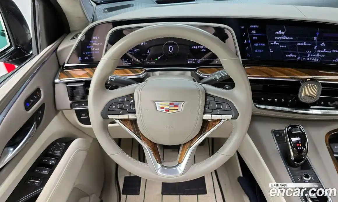 Cadillac Escalade 2024 6.2 гидро, фото 13