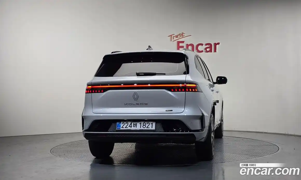 Renault Grand Koleos 2025 1.5 гидро, фото 4