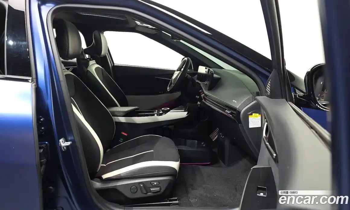 Kia EV6 2024 0.1 гидро, фото 17