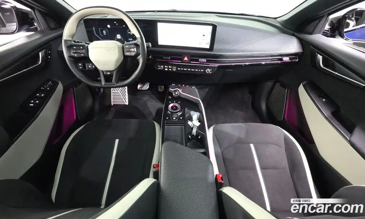 Kia EV6 2024 0.1 гидро, фото 10
