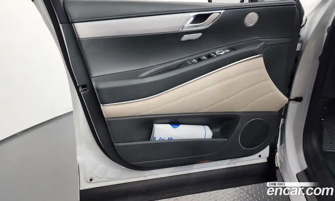 Genesis GV80 2024 2.5 гидро, фото 13