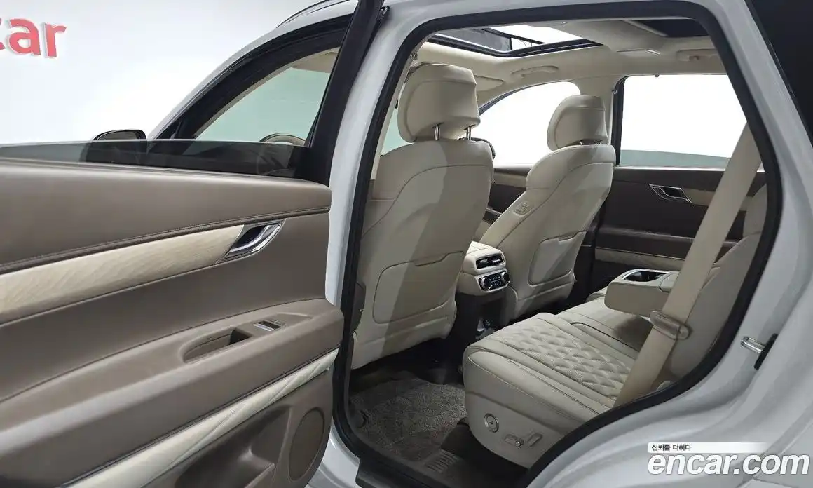 Genesis GV80 2023 2.5 гидро, фото 15