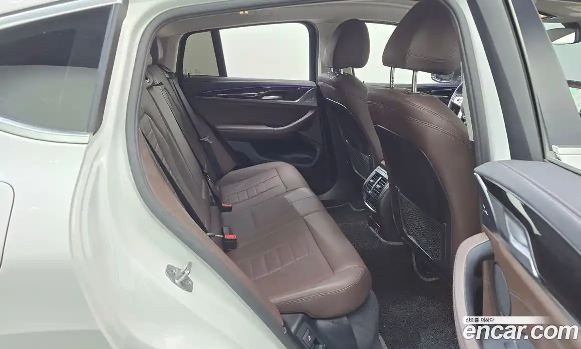 BMW X4 2023 2.0 гидро, фото 11
