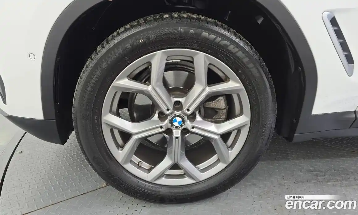 BMW X4 2023 2.0 гидро, фото 5