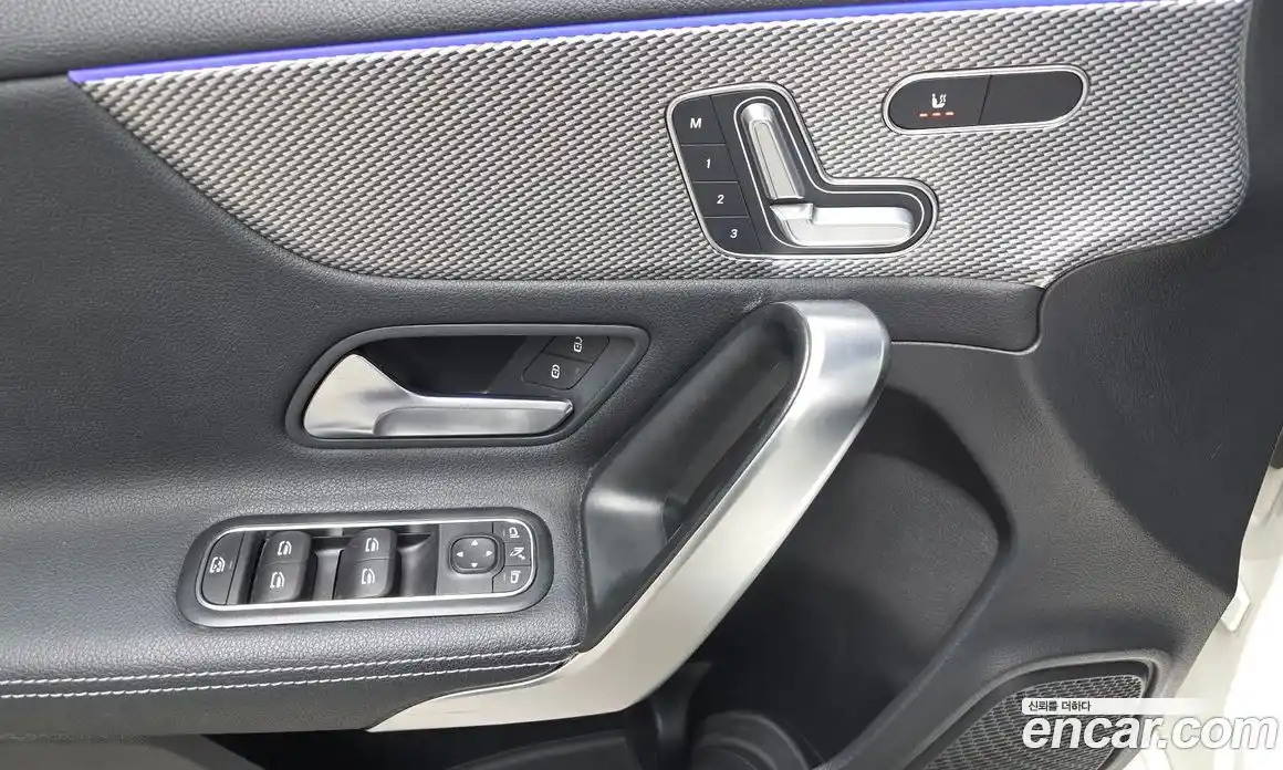 Mercedes-Benz A-Class 2021 2.0 гидро, фото 14